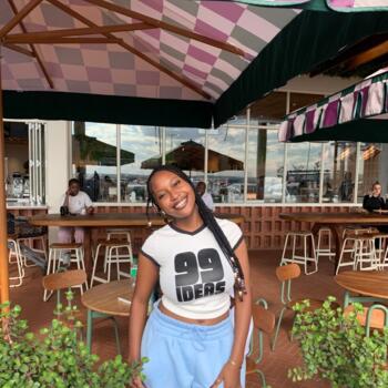 Babysitter Midrand: Ntando Hope