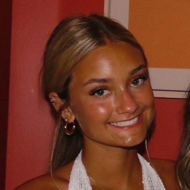 Babysitter in Chester: Mya