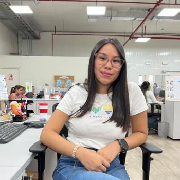 Babysitter Lima: Marlee Bustamante Albornoz