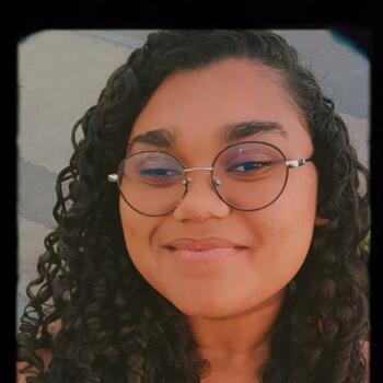 Babá em Teixeira de Freitas: Evelyn