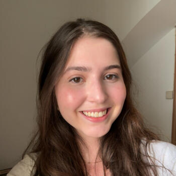 Babysitter in Evora: Samarah