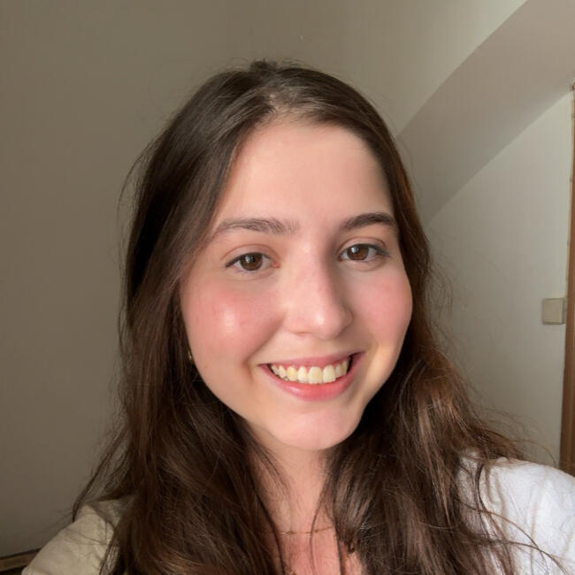 Babysitter in Evora: Samarah