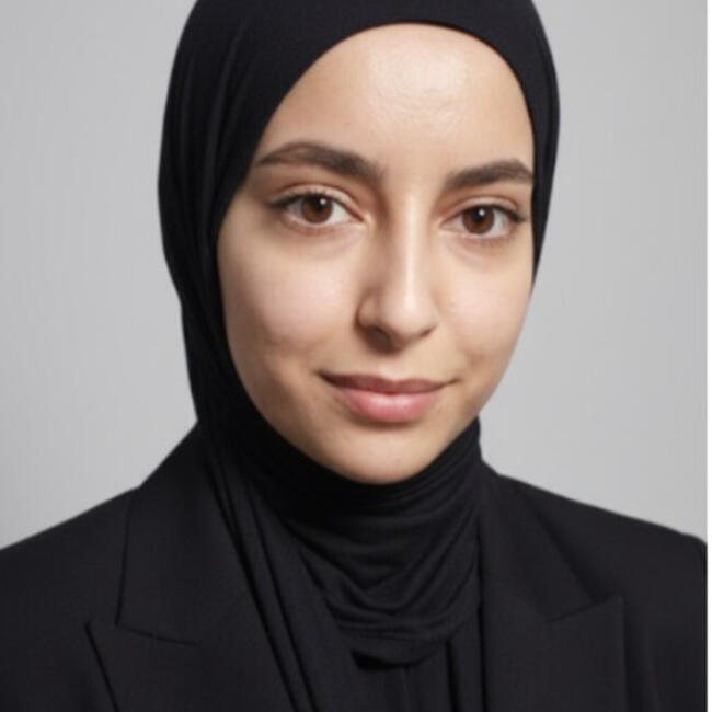 مربية أطفال في طنجة: Khadija