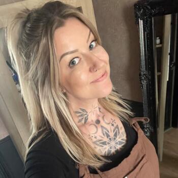 Babysitter in Coventry: Hannah
