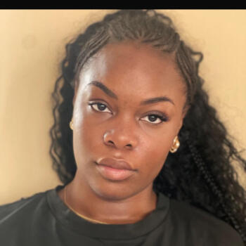 Babysitter in Montfermeil: Oceane