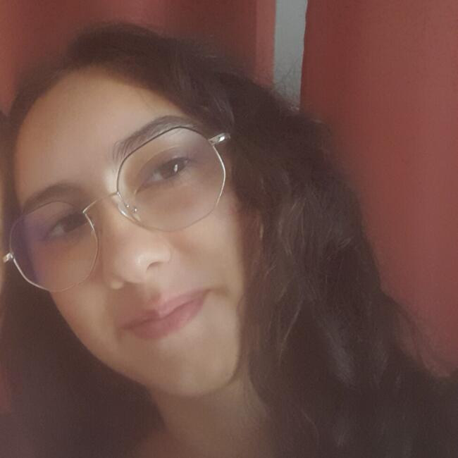 Babysitter in Granges-sur-Baume: Ludivine