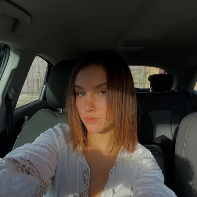 Babysitter in Ostrava: Elena