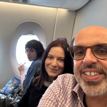 وظيفة جليسة أطفال في الدوحة: فرص عمل كجليسة أطفال Tova