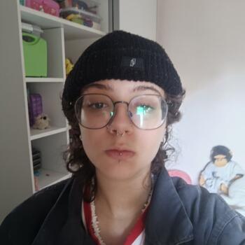Babysitter São José dos Campos: Ana