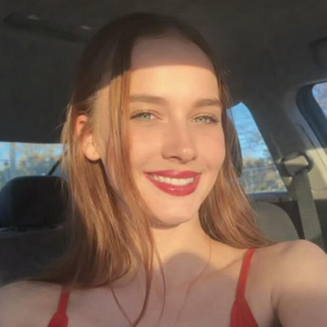 Babysitting job in New York: Goddess