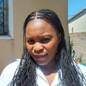 Babysitter in Mthatha: Nombulelo
