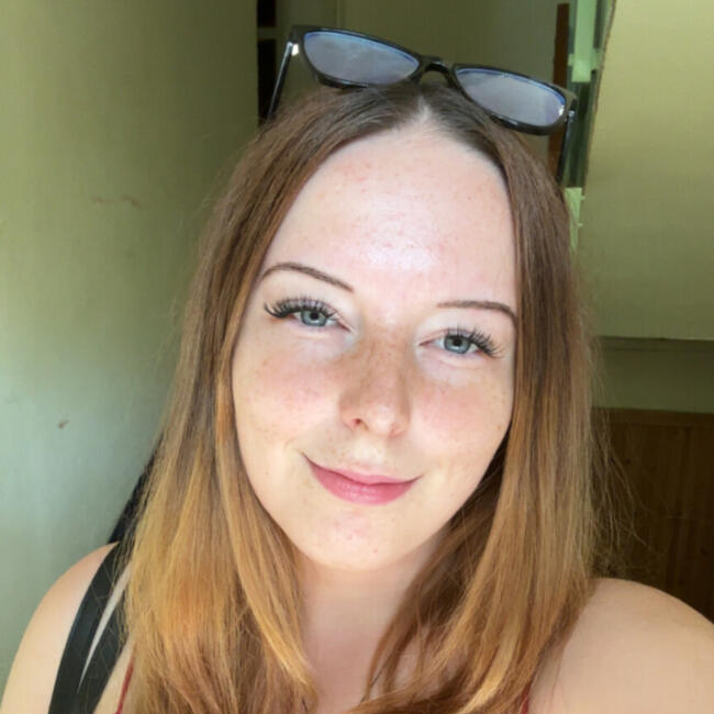 Bébiszitter Szeged területén: Barbara