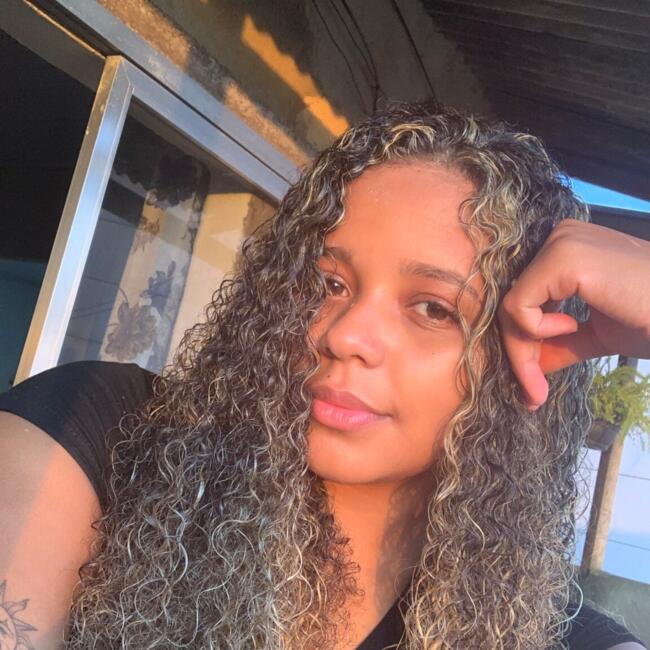 Babysitter in Petrópolis: Giulia