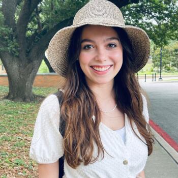 Babysitter in Fort Worth: Caitlyn