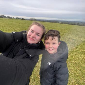 Babysitter in Melbourne: Mia