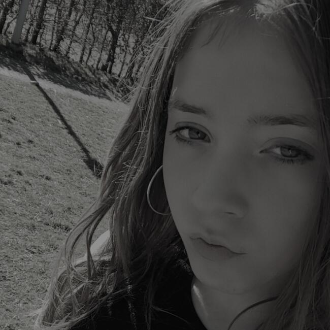 Babysitter in Eeklo: Nora