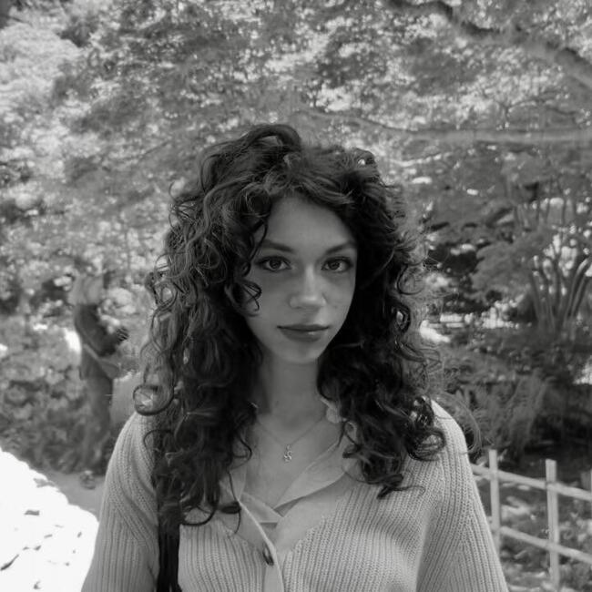 Babysitter in Issy-les-Moulineaux: Soumaya