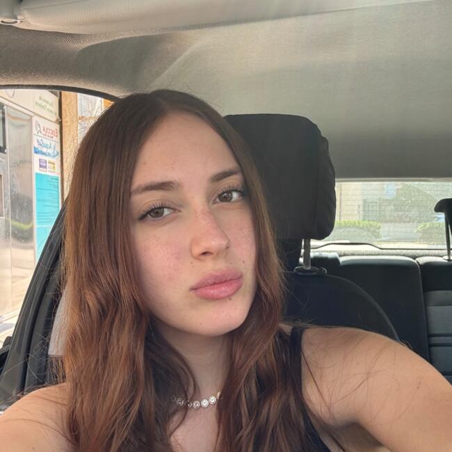 Babysitter a Bari: Anna laura