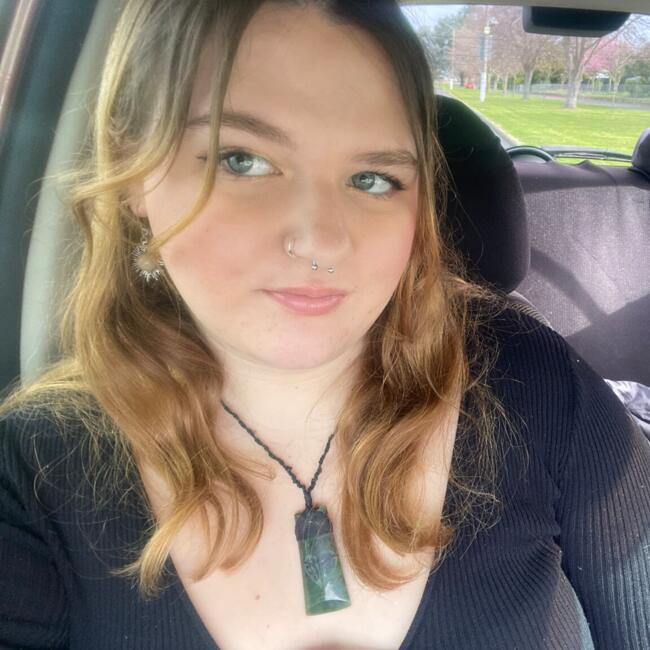 Babysitter in Hamilton: Emily