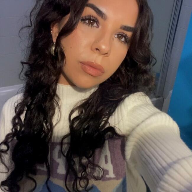 Babysitter in La Rochelle: Catalina