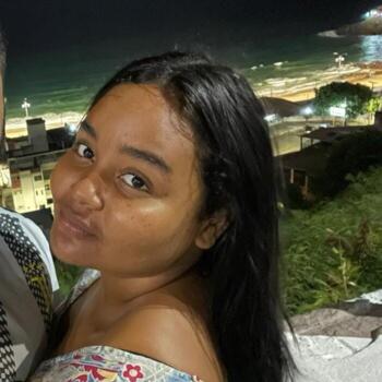 Babysitter Natal: Anna