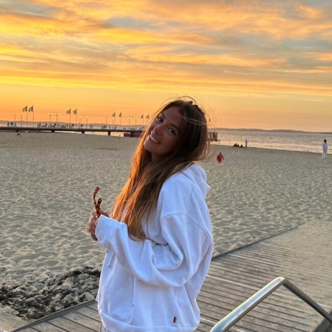 Babysitter in Arras: Eva