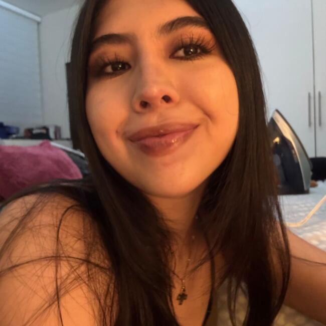 Babysitter in Melbourne: Cindy Mariel