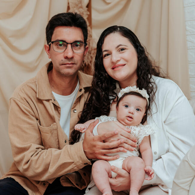 Emprego de babá em Cotia: Sabrina