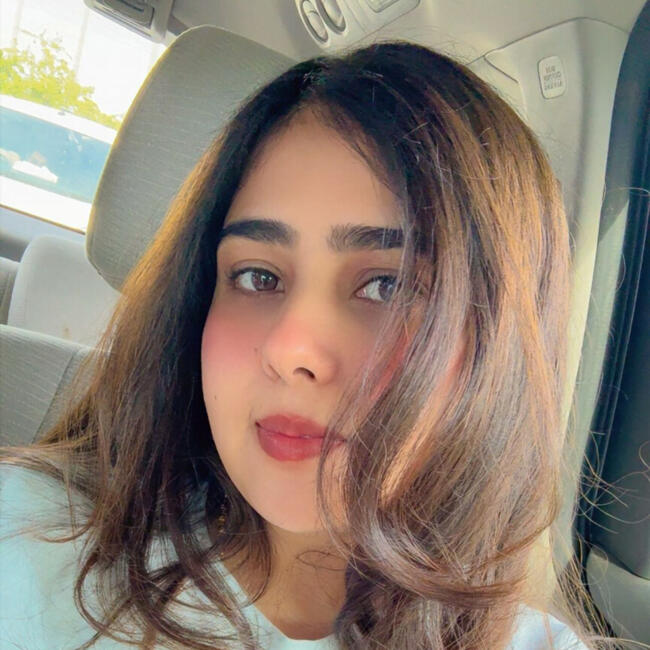 Babysitter in Surrey: Simranjeet