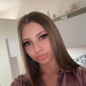 Babysitter Nevers: Silana