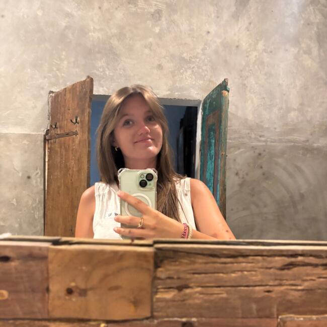 Babysitter in Annecy: Lena