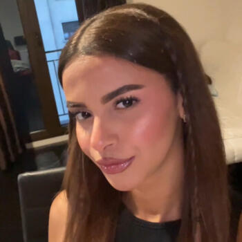 Babysitter a Ginevra: Karima