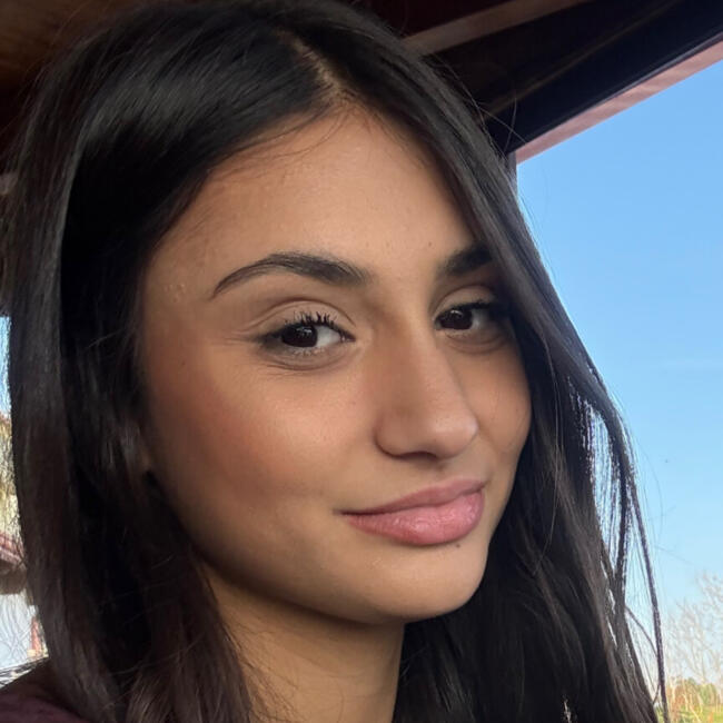 Babysitter a Bacoli: Linda