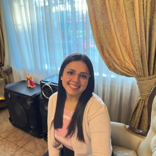 Babysitter in Los Ángeles: Francisca Yasmin Seguel Tapia