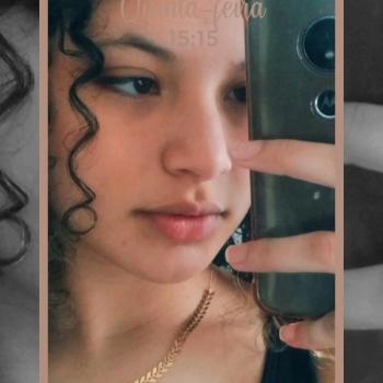Babá em Colombo: Ana Caroline