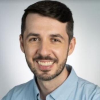 Emprego de babá em Porto Alegre: emprego de babá Fernando