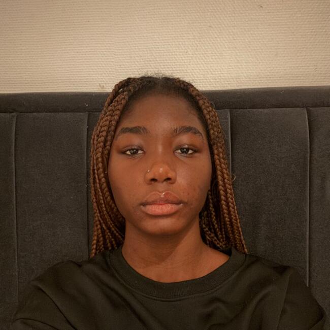 Babysitter in Paris: Aminata