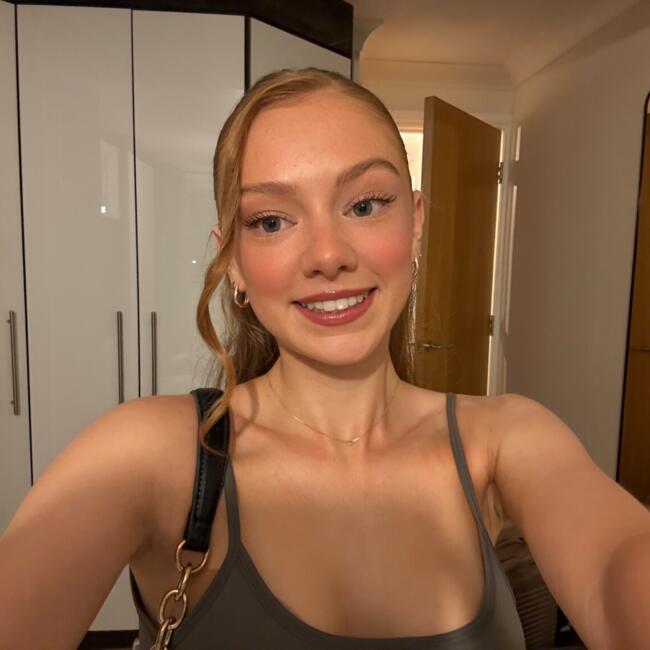 Babysitter in Hull: Isabelle
