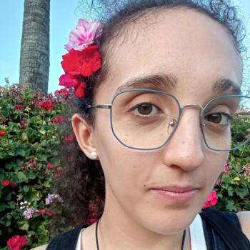 Babysitter in Valencia: Leila