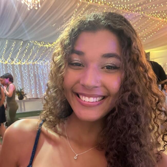 Babysitter in Vila Velha: Iviny