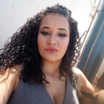 Babá em Ribeirão das Neves: Ingrid