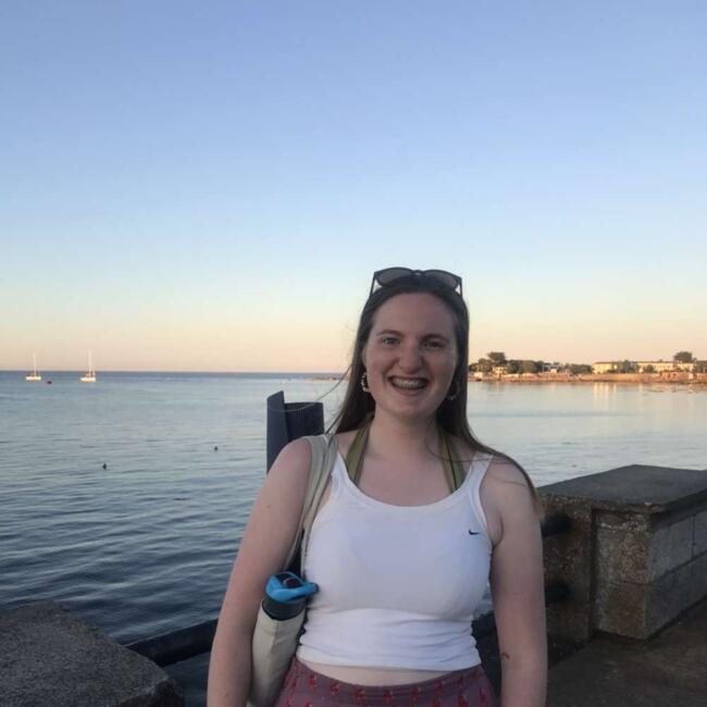 Pengasuh di Valencia: Fiona