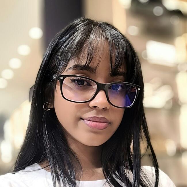 Babysitter in Phoenix: Raksha
