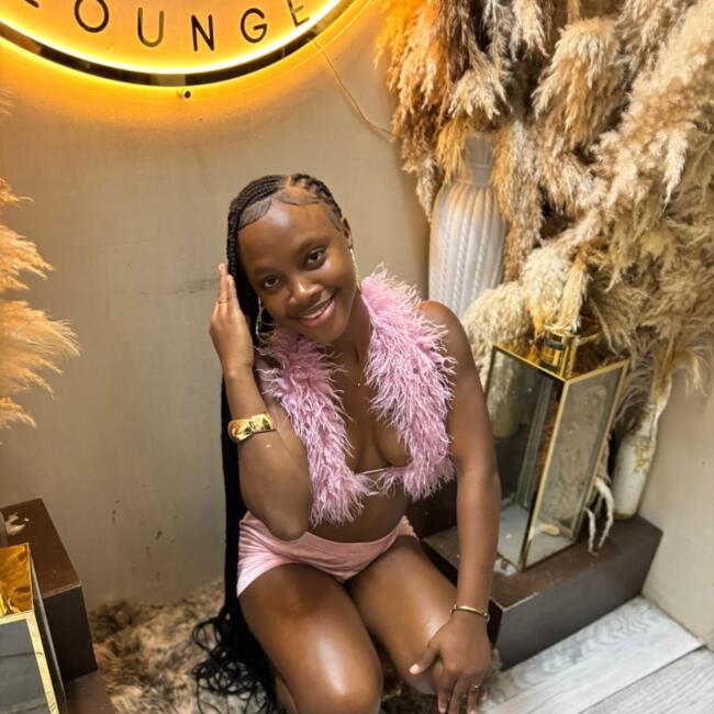 Babysitter in Spanish Town: Shamilla