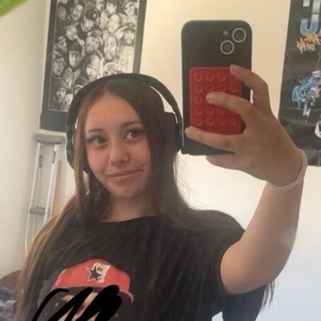 Babysitter in Melbourne: Addison