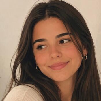 Babysitter in Los Palacios y Villafranca: Irene