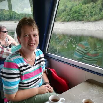 Babysitter Weesp: Thea
