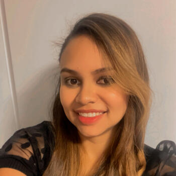 Babysitter in Mogi das Cruzes: Caroline