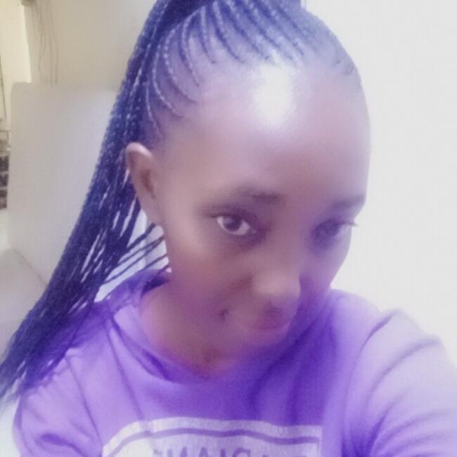 جليسة أطفال في الدوحة: Tamaru