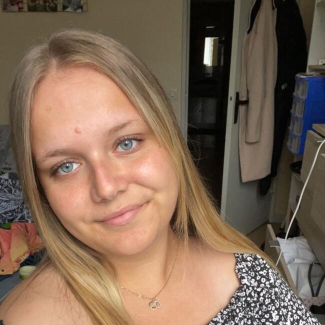 Babysitter in Tours: Coraline